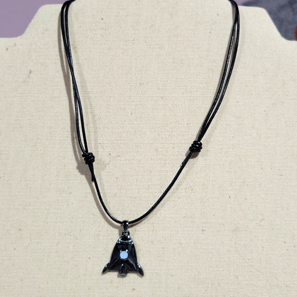 Space ship Necklace